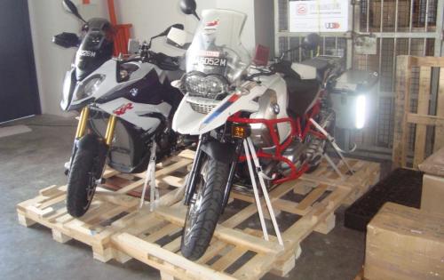 JS World Freight Distributor Assists in BMW Motorbike Trip to South Korea