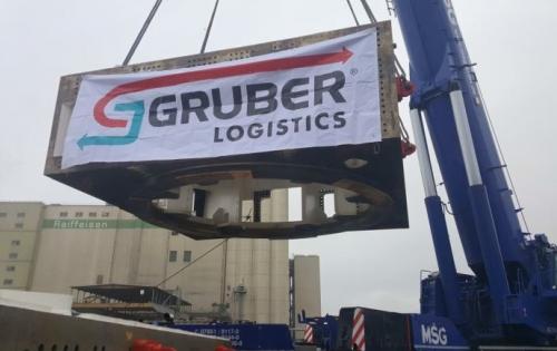 GRUBER in Bremen Handle Heavy Loads from Kehl to Porto Marghera