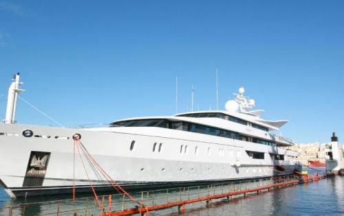 O&S Shipping Handle Transport of 500tn Super Yacht